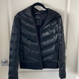 Bland Noir Puffer Hoodie